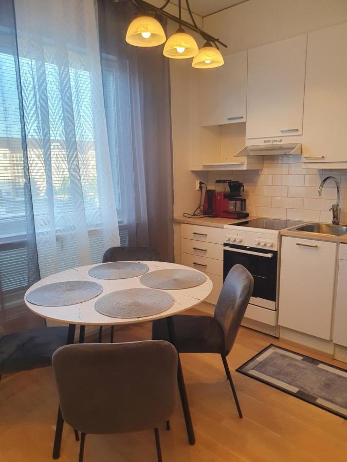 Moderni, Viihtyisae Pikkukaksio Saunalla Пори Экстерьер фото